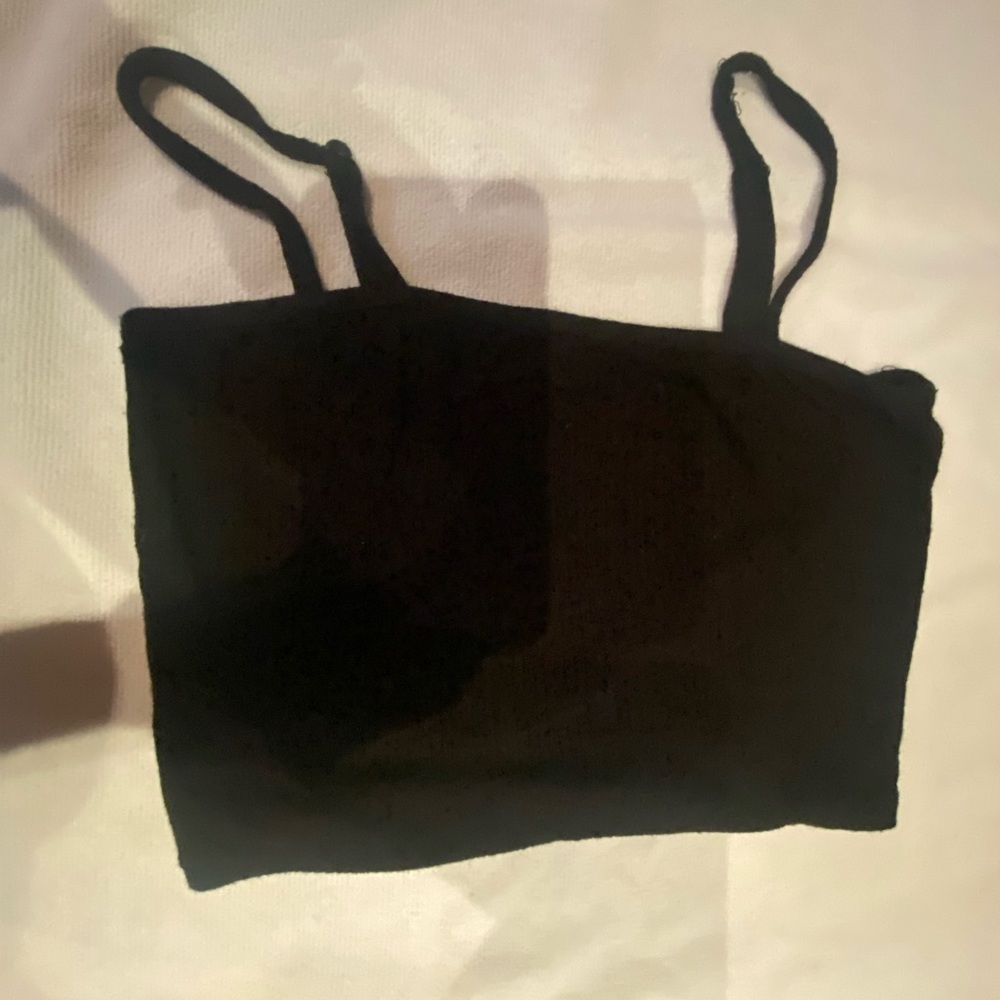 Xs black top .